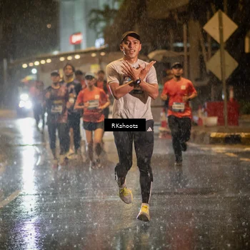 Runner Photo 7804689