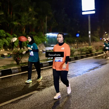 Runner Photo 7804695