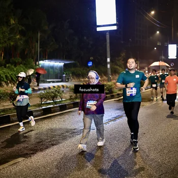 Runner Photo 7804701