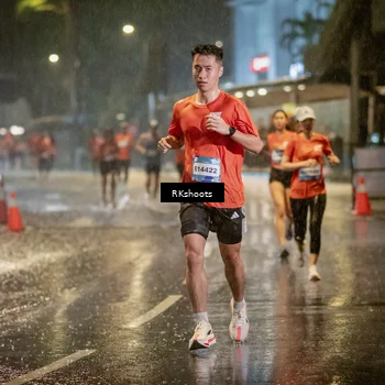 Runner Photo 7804703