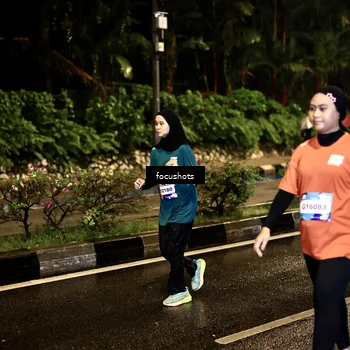 Runner Photo 7804713