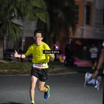 Runner Photo 7804758