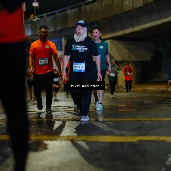 Runner Photo 7804771