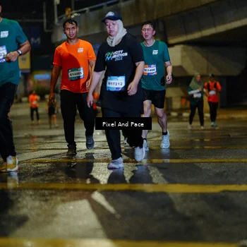 Runner Photo 7804780