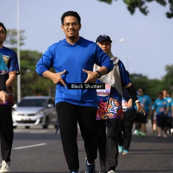 Runner Photo 7804787