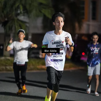 Runner Photo 7804800