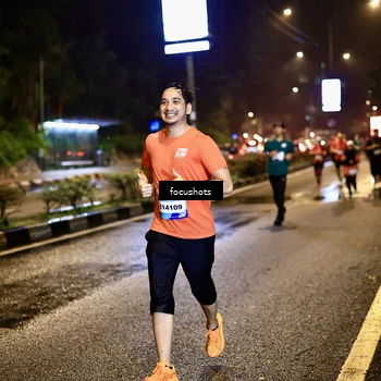 Runner Photo 7804968