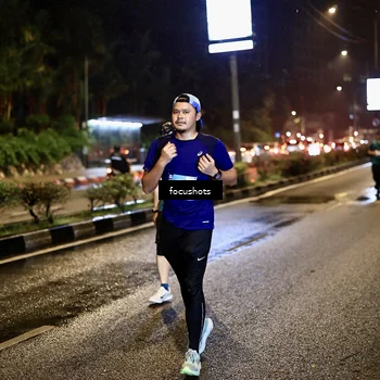 Runner Photo 7804986