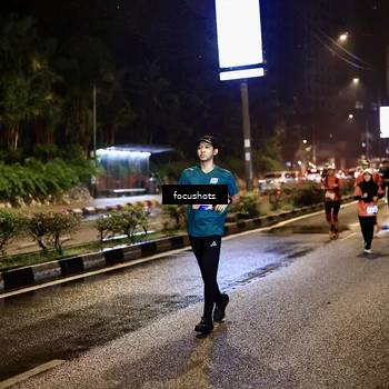 Runner Photo 7804987