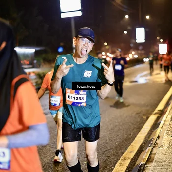 Runner Photo 7805004