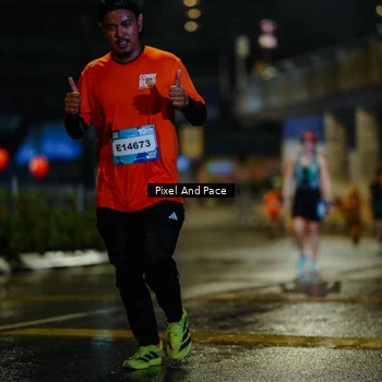 Runner Photo 7805006