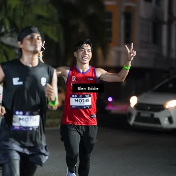 Runner Photo 7805028