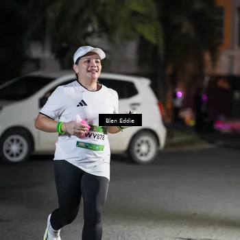 Runner Photo 7805032