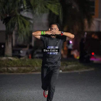 Runner Photo 7805059