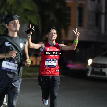 Runner Photo 7805071
