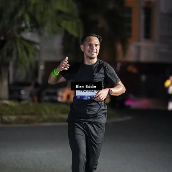 Runner Photo 7805075