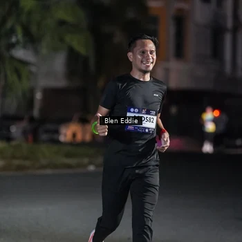 Runner Photo 7805077