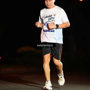 Runner Photo 7805099