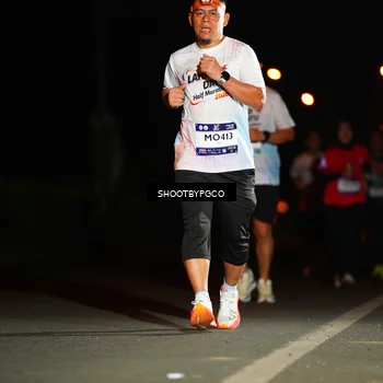 Runner Photo 7805100
