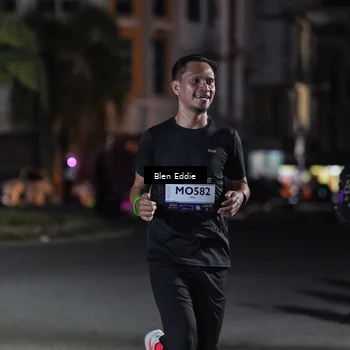 Runner Photo 7805114