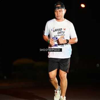 Runner Photo 7805131