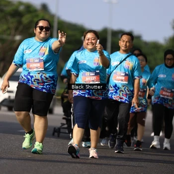 Runner Photo 7805135
