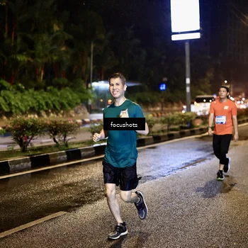Runner Photo 7805176