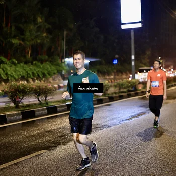 Runner Photo 7805178