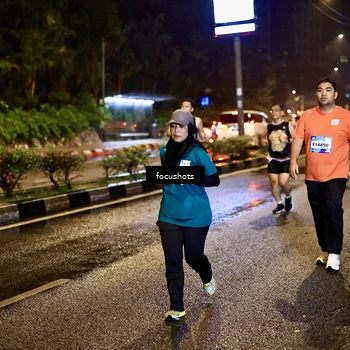 Runner Photo 7805247