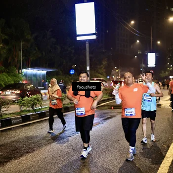 Runner Photo 7805257