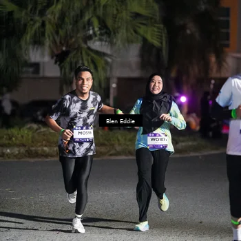 Runner Photo 7805292