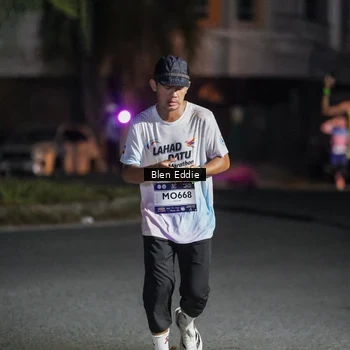 Runner Photo 7805338