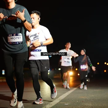 Runner Photo 7805406