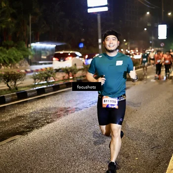 Runner Photo 7805441