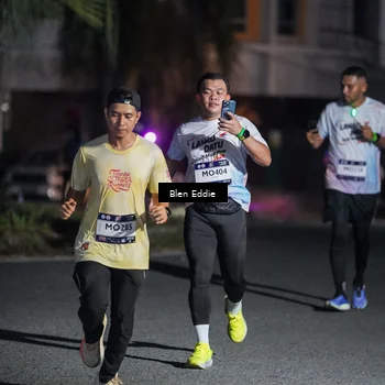 Runner Photo 7805452