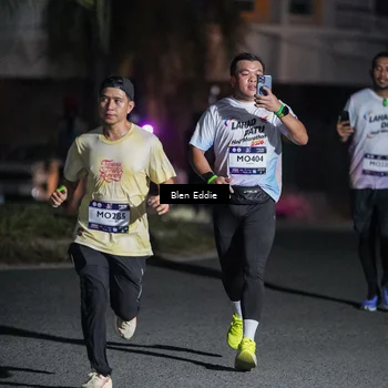 Runner Photo 7805457