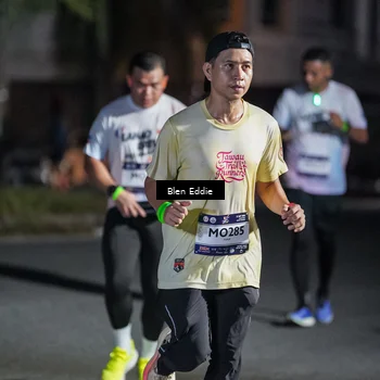 Runner Photo 7805470