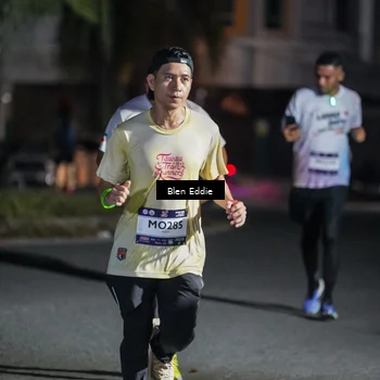 Runner Photo 7805483