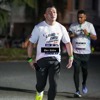 Runner Photo 7805499
