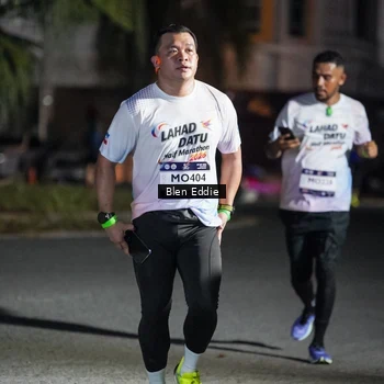 Runner Photo 7805540