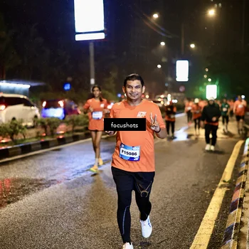 Runner Photo 7805541