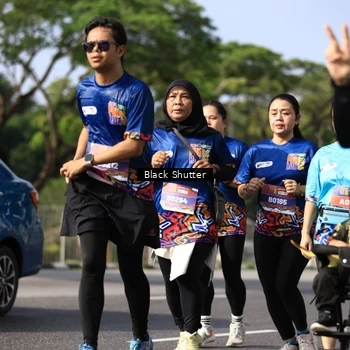 Runner Photo 7805545