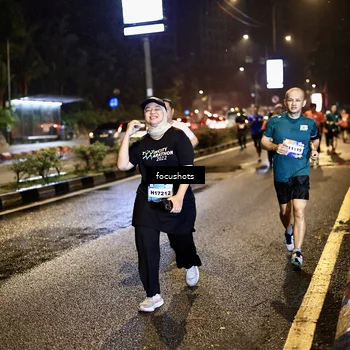 Runner Photo 7805637