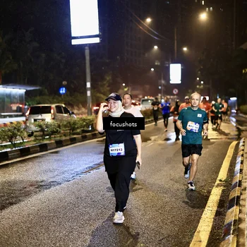 Runner Photo 7805648