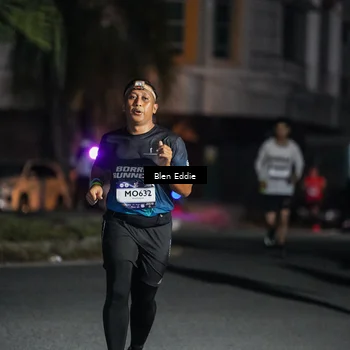 Runner Photo 7805654