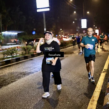 Runner Photo 7805656