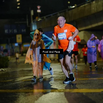 Runner Photo 7805669