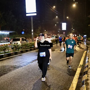 Runner Photo 7805681