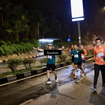 Runner Photo 7805692