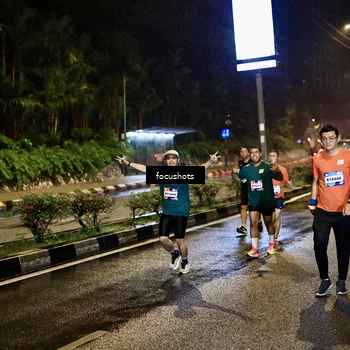 Runner Photo 7805696